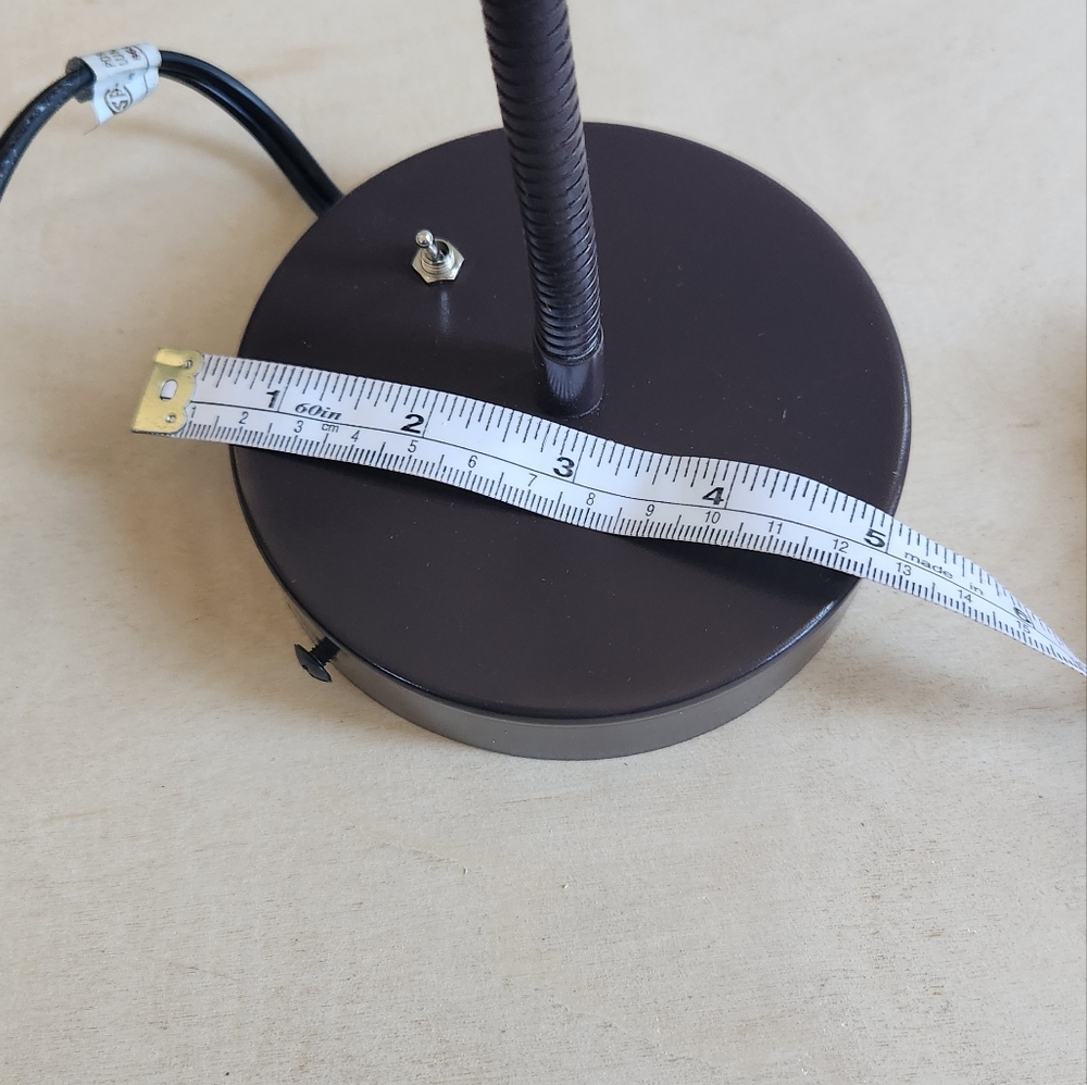 Wall Mounted Plug In Adjustable Reading Lamp - Picture 6 of 10
